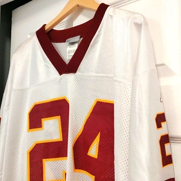 Washington Redskins Jersey - Picture 4 of 6